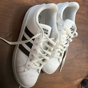 Adidas Grand Court - 8 1/2 women